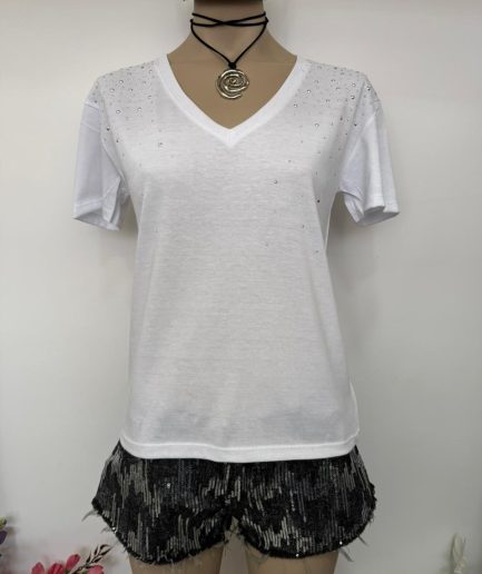 Remera cuello V lluvia strass